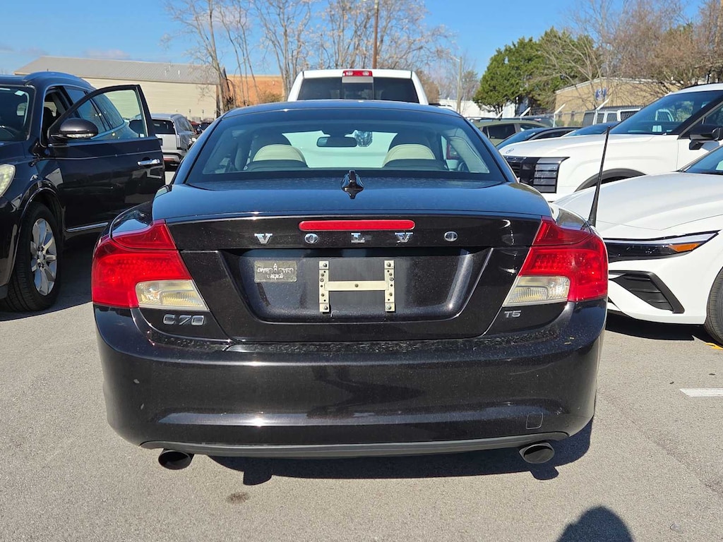 Used 2011 Volvo C70 T5 Convertible