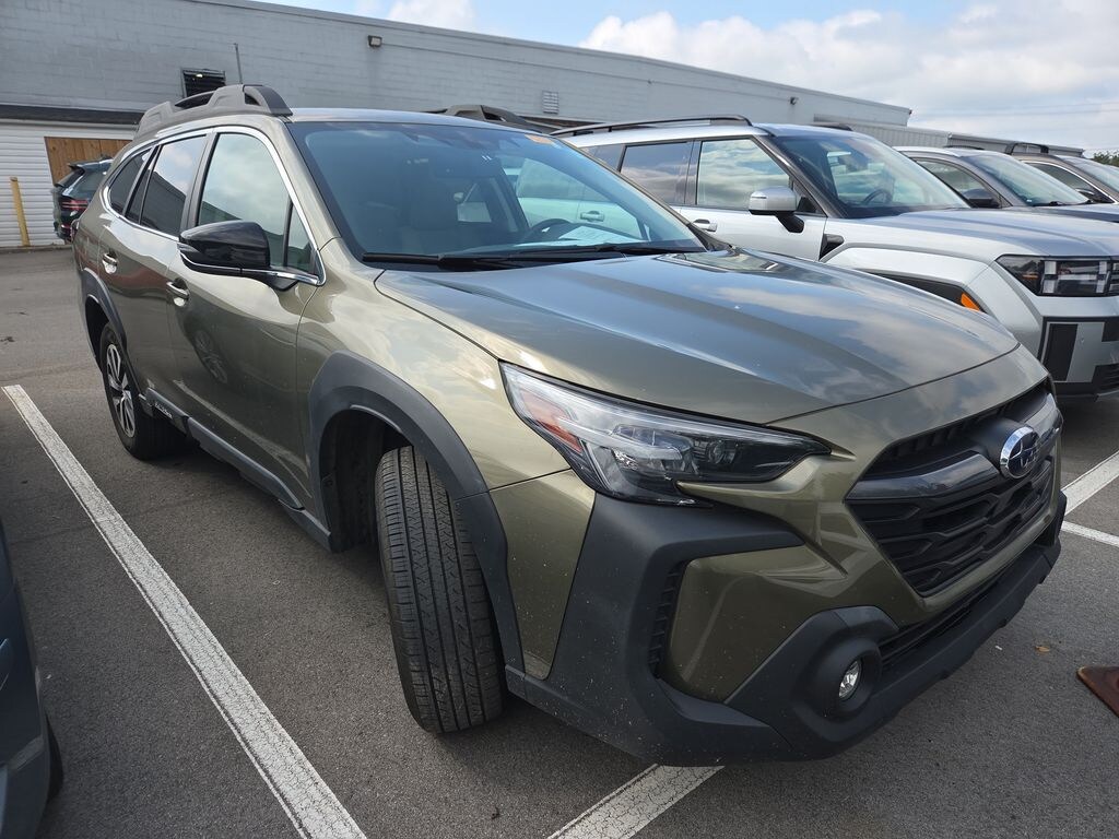 Used 2024 Subaru Outback Premium SUV