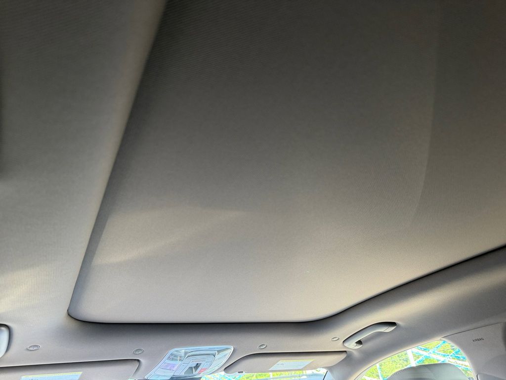 2026 GENESIS GV70 Advanced - Photo 15