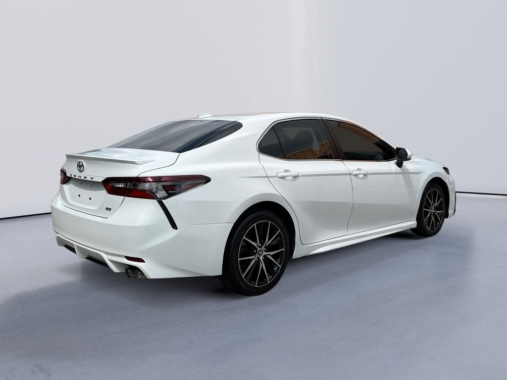Used 2023 Toyota Camry SE Sedan