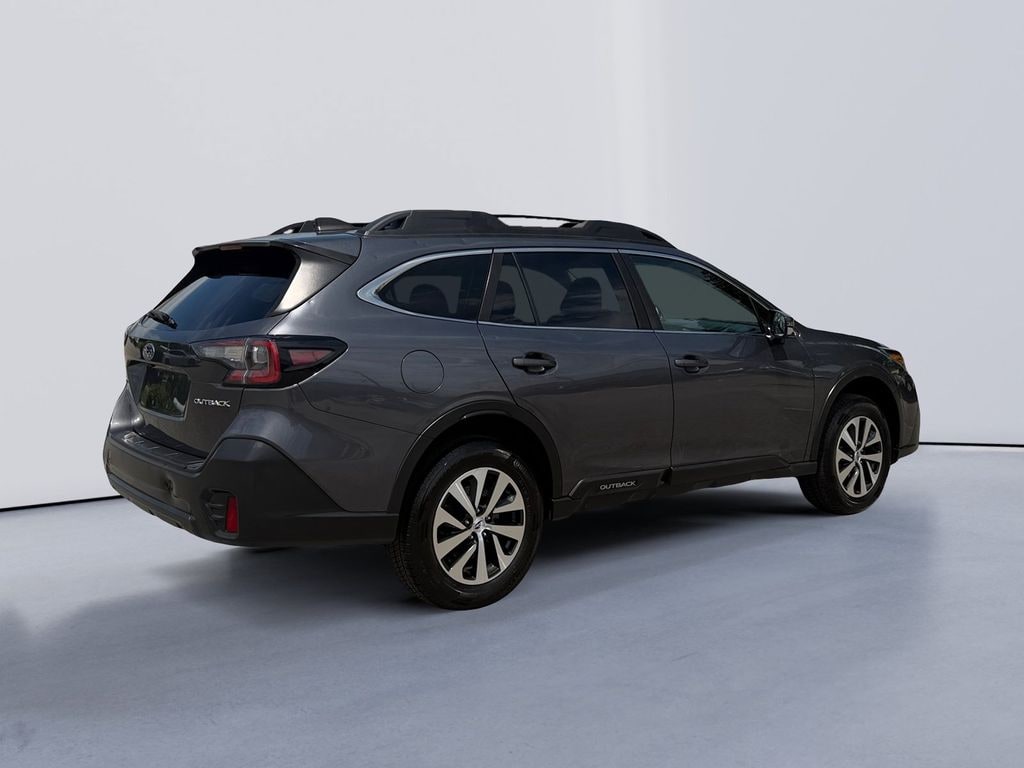 Used 2022 Subaru Outback Premium SUV