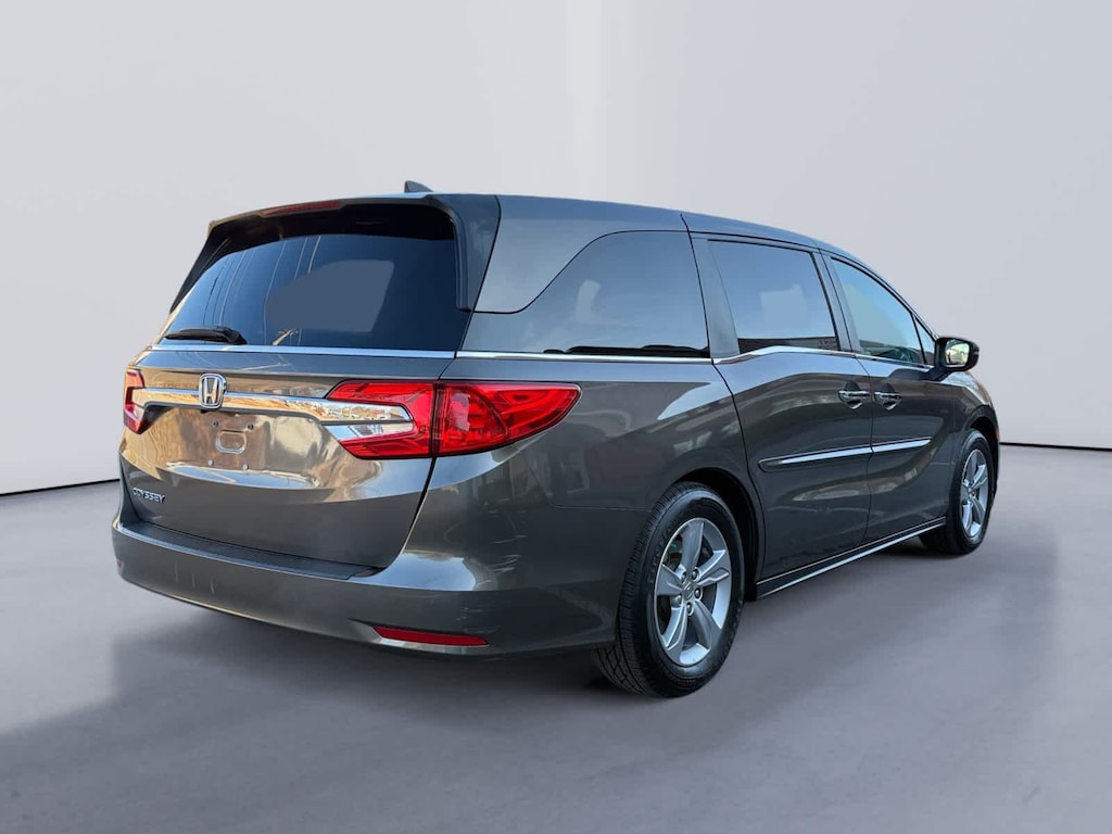 Used 2018 Honda Odyssey EX-L w/Navigation & RES Van