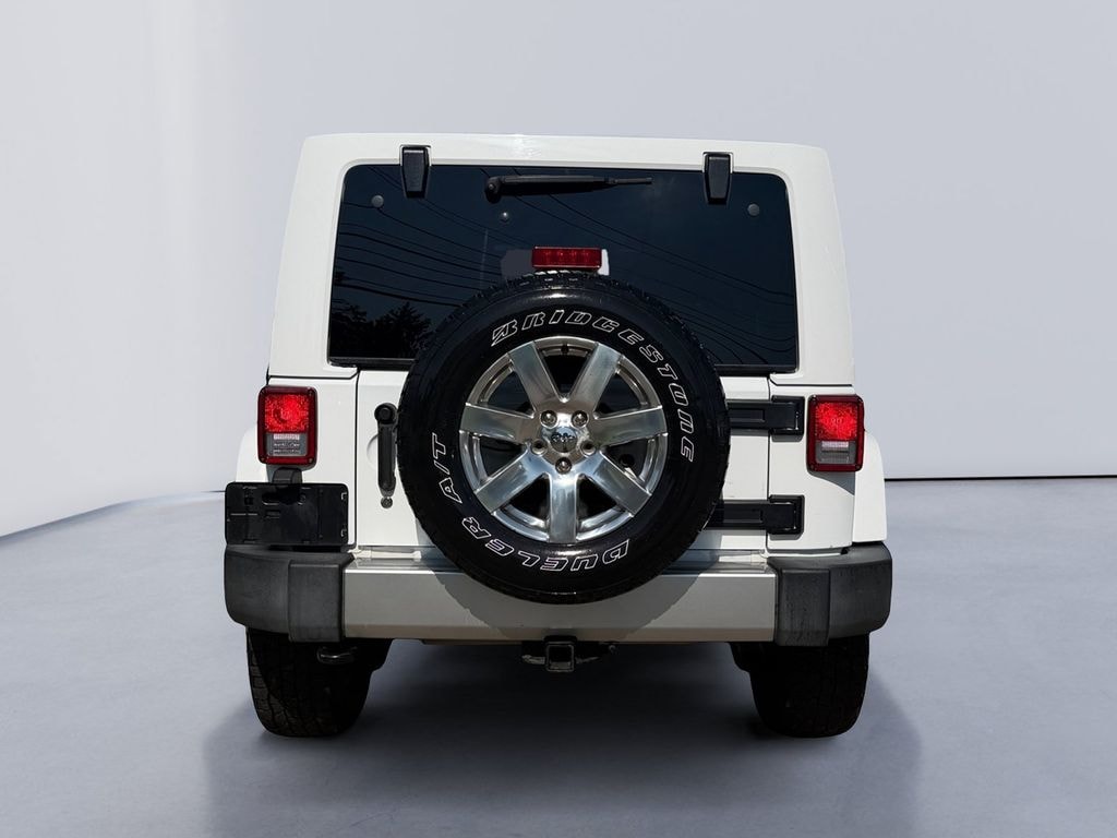 Used 2017 Jeep Wrangler Unlimited Sahara SUV