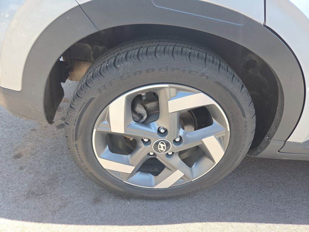 Used 2022 Hyundai Venue SEL SUV