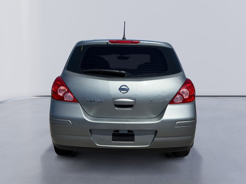 Used 2009 Nissan Versa 1.8 S Hatchback