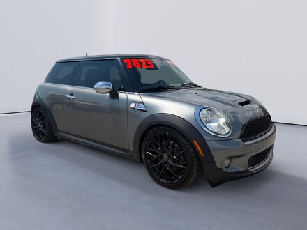 2009 MINI Cooper S Base Hatchback