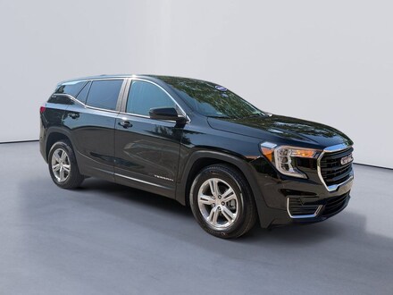 2024 GMC Terrain SLE SUV