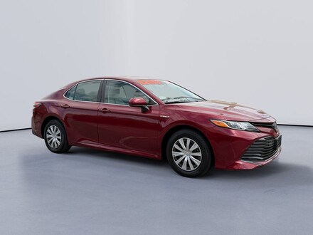 2020 Toyota Camry Hybrid LE Sedan