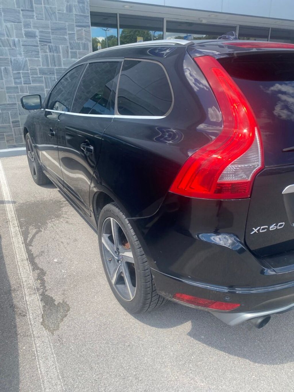 Used 2014 Volvo XC60 T6 R-Design SUV