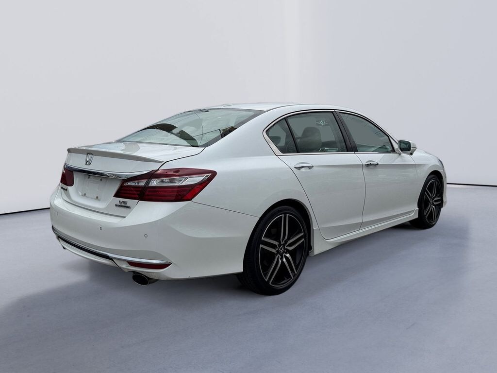 Used 2016 Honda Accord Touring Sedan