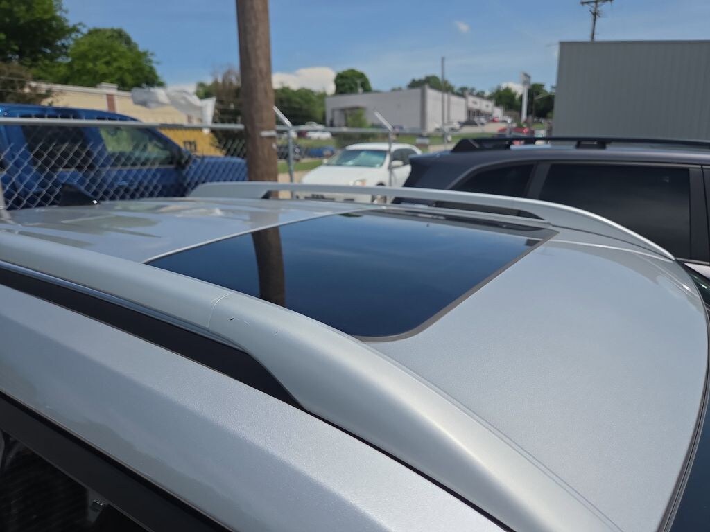 Used 2022 Hyundai Venue SEL SUV