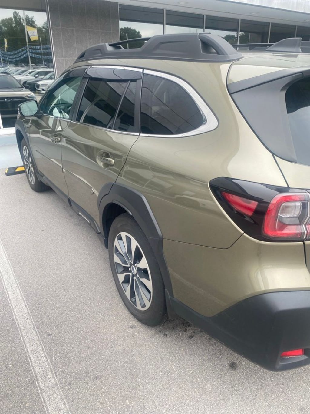 Used 2024 Subaru Outback Limited SUV