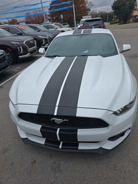 2017 Ford Mustang Coupe