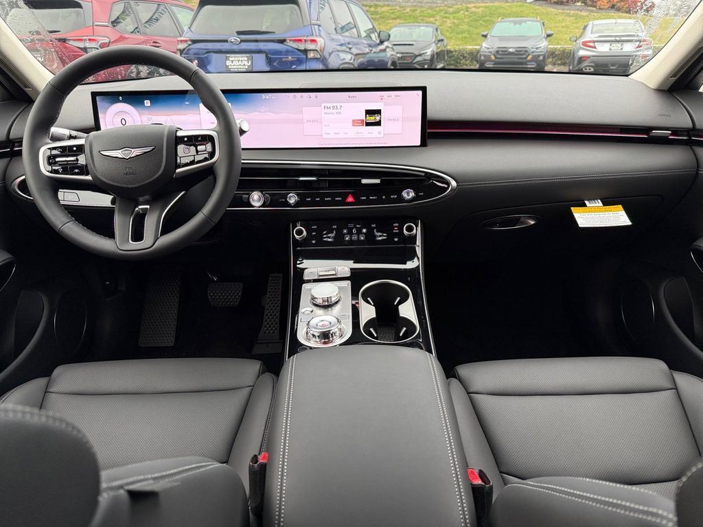 2026 GENESIS GV70 Standard - Photo 13