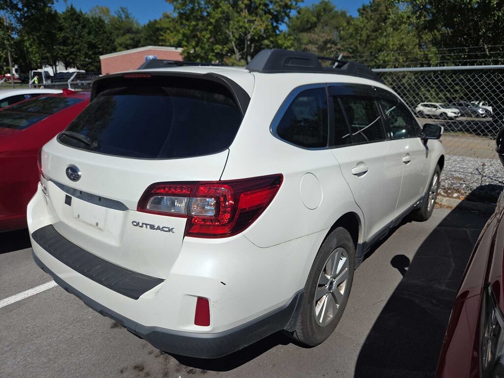 Used 2015 Subaru Outback 2.5i Premium w/ Moonroof/Power Rear Gate SUV