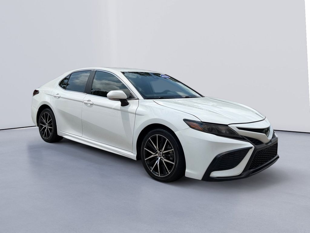 Used 2023 Toyota Camry SE Sedan