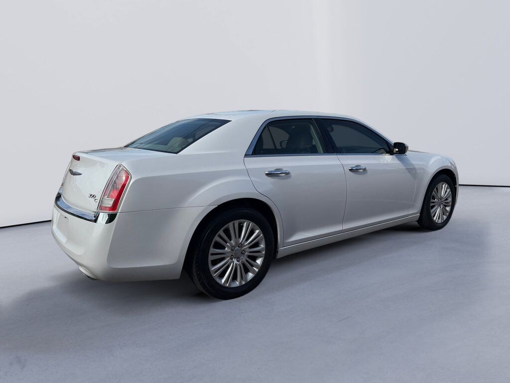 Used 2014 Chrysler 300 C Sedan