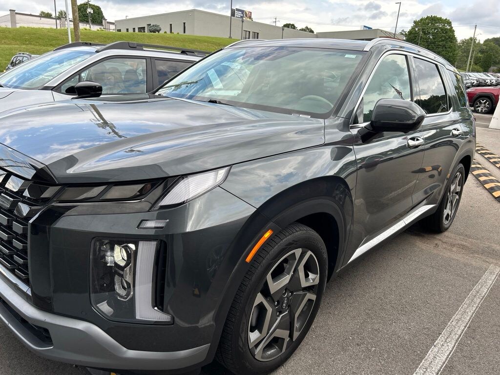 Used 2023 Hyundai Palisade Limited SUV