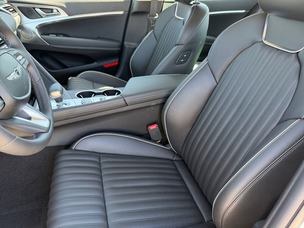 2026 GENESIS G70 Prestige - Photo 10