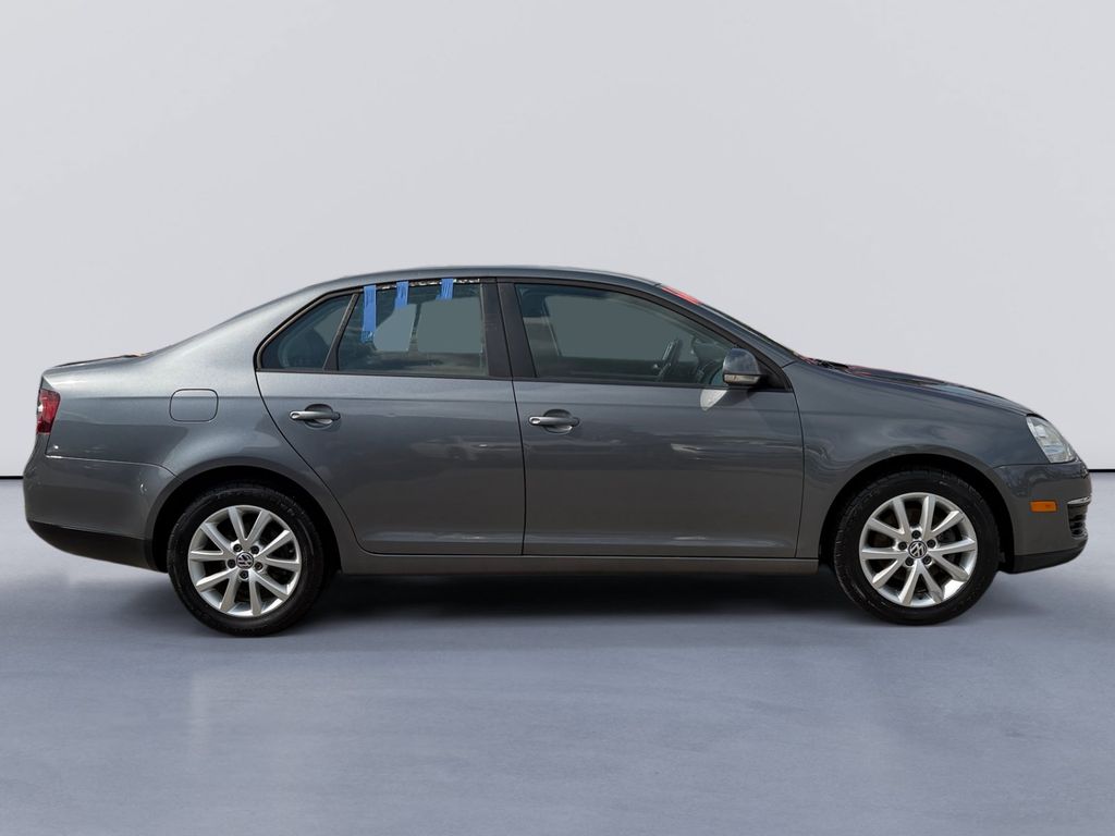 Used 2010 Volkswagen Jetta Limited Edition with VIN 3VWRZ7AJ5AM157791 for sale in Knoxville, TN