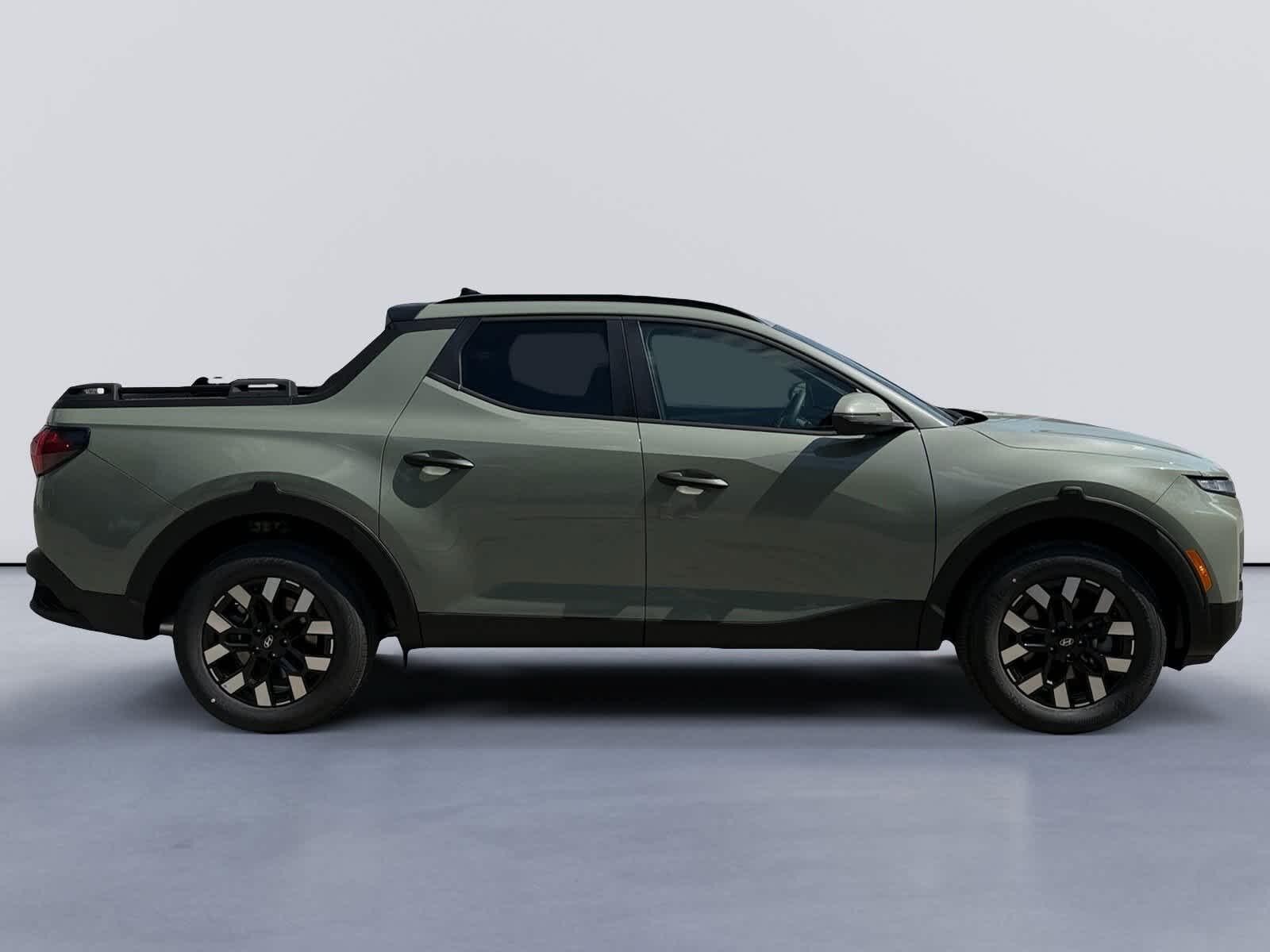 2026 Hyundai Santa Cruz SEL photo 2