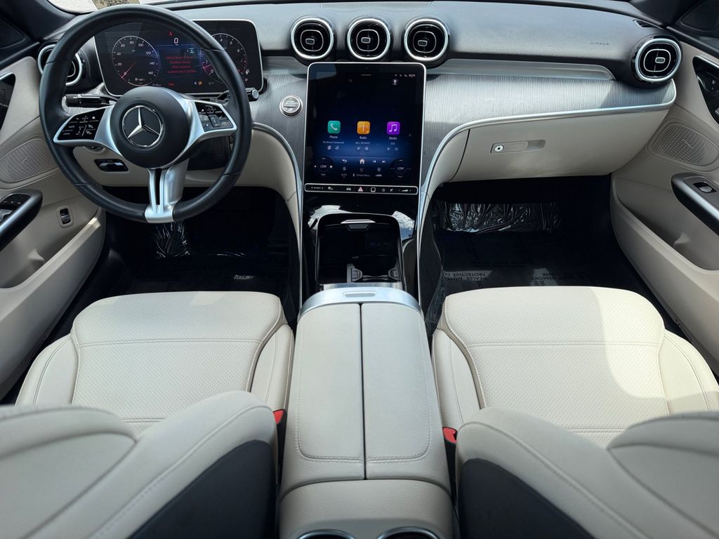2025 Mercedes-Benz C-Class Sedan C 300 - Photo 17