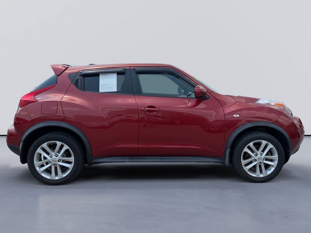 Used 2011 Nissan JUKE SL with VIN JN8AF5MV7BT022458 for sale in Knoxville, TN