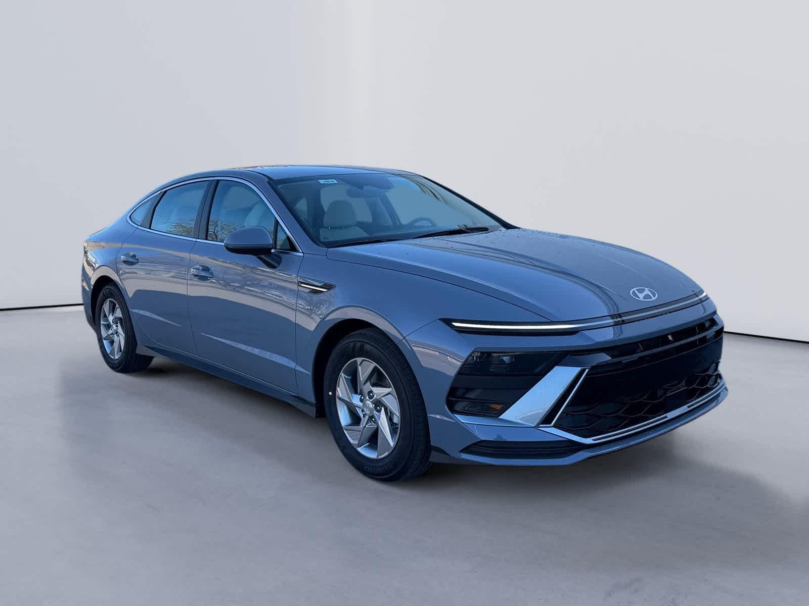 2026 Hyundai Sonata SE's photo