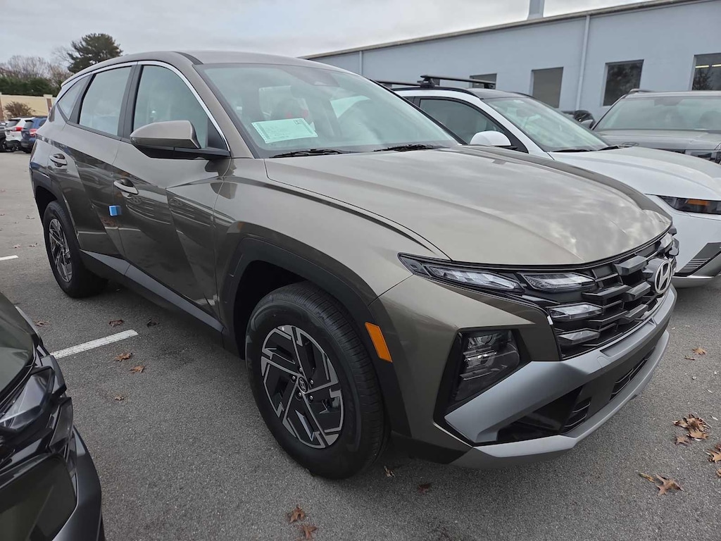New 2026 Hyundai Tucson Hybrid Blue SUV