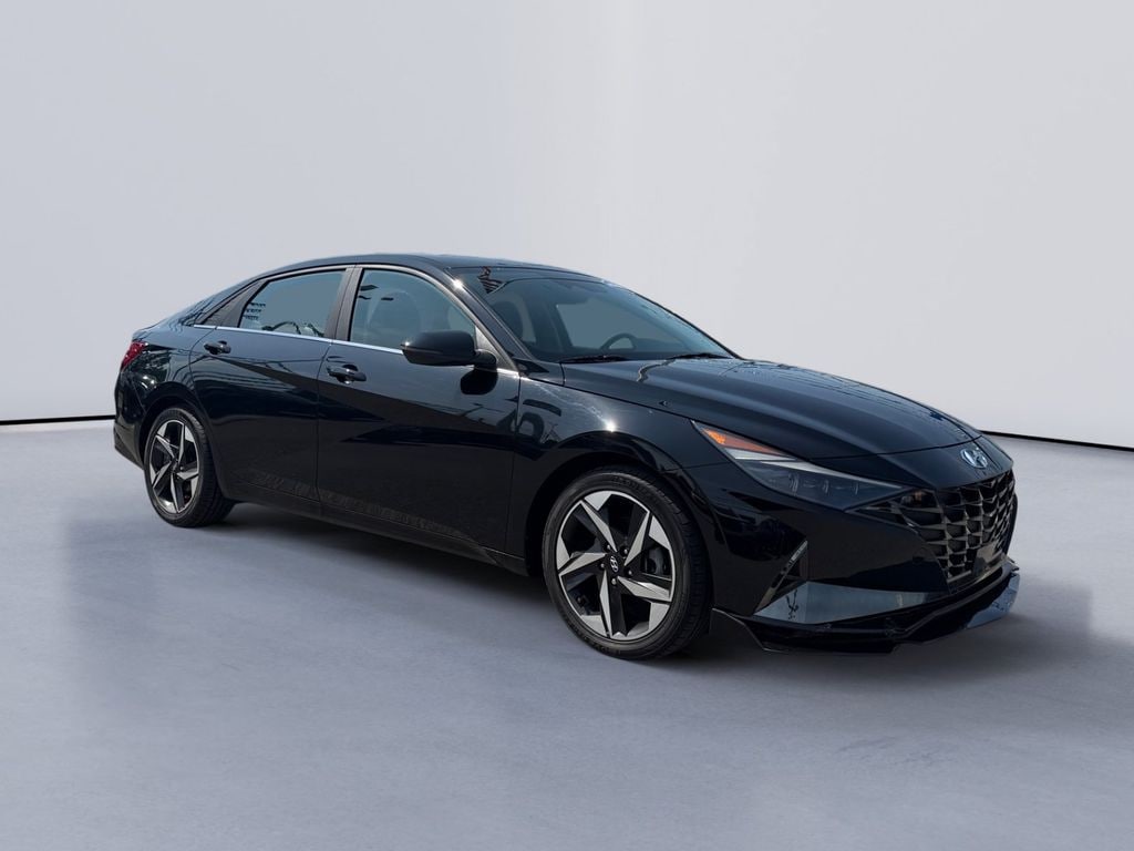 Used 2023 Hyundai Elantra Hybrid Limited