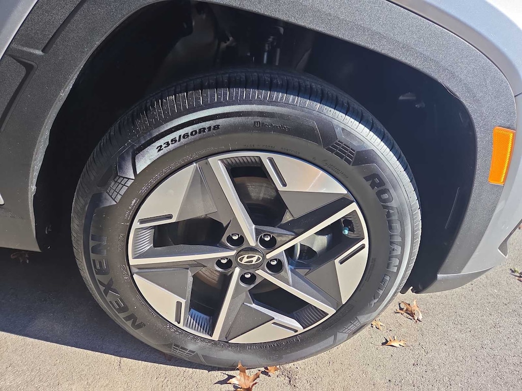 Used 2025 Hyundai Tucson Hybrid SEL Convenience SUV