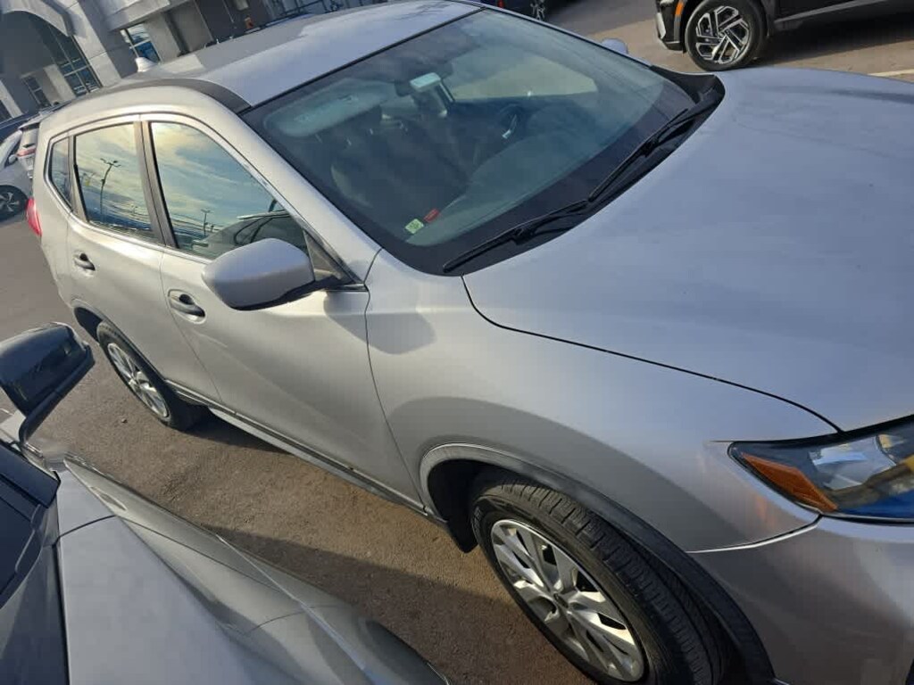 Used 2018 Nissan Rogue S SUV