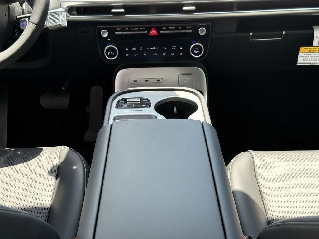 2026 Hyundai IONIQ 9 SEL - Photo 13