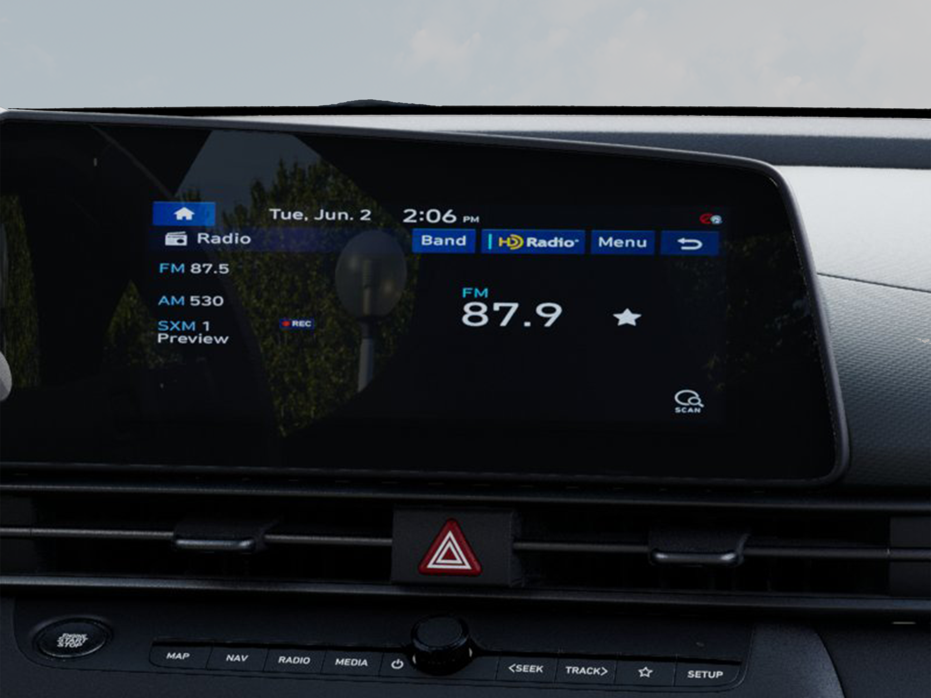 2025 Hyundai Elantra N - Photo 12