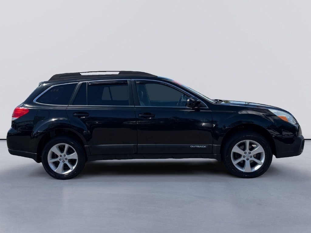 Used 2013 Subaru Outback 2.5i Premium SUV