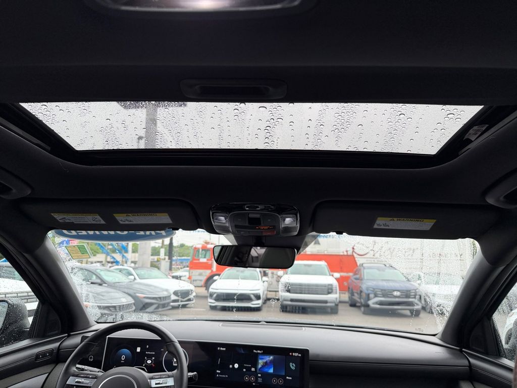 2025 Hyundai Santa Cruz Limited - Photo 13