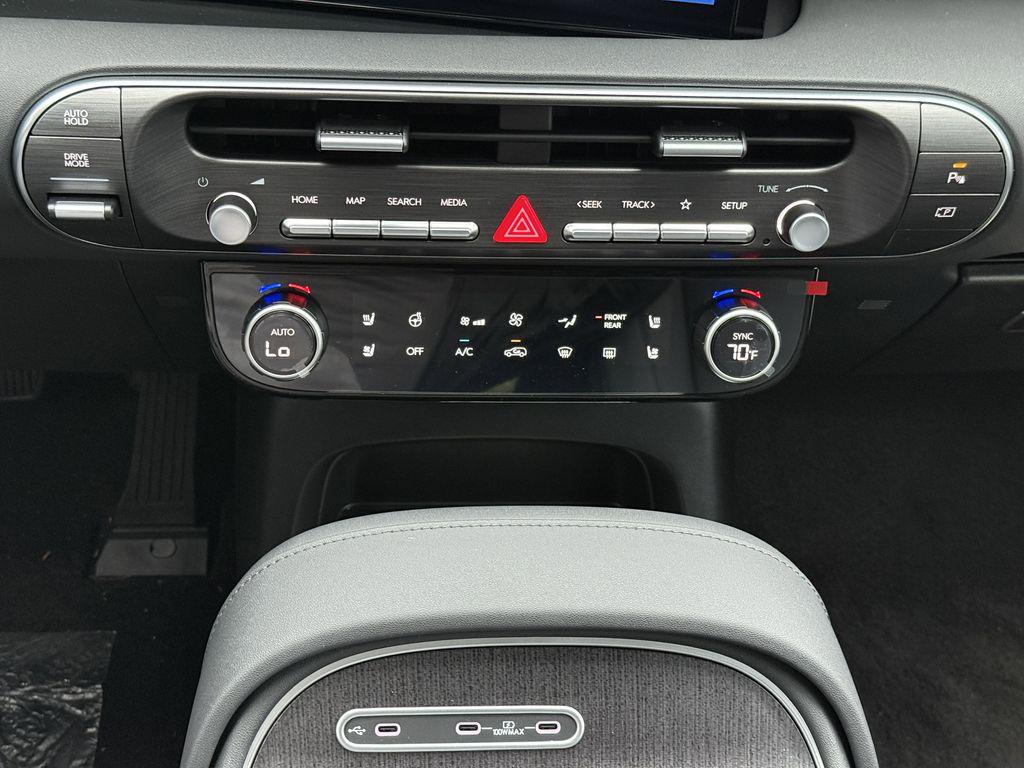 2026 Hyundai Palisade Limited - Photo 18