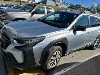 Used 2024 Subaru Outback Premium SUV for sale in Knoxville, TN