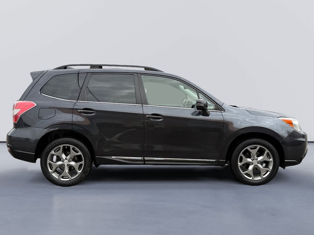 Used 2016 Subaru Forester 2.5i Touring SUV