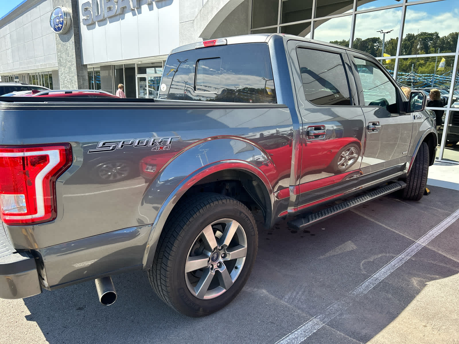 2017 Ford F-150 XLT photo 2