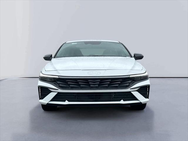 2025 Hyundai Elantra Hybrid SEL Sport photo 2