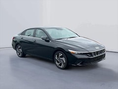 2025 Hyundai Elantra SEL Convenience Sedan