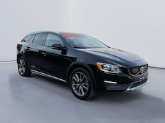 Used 2018 Volvo V60 Cross Country T5 AWD Wagon for sale in Knoxville, TN