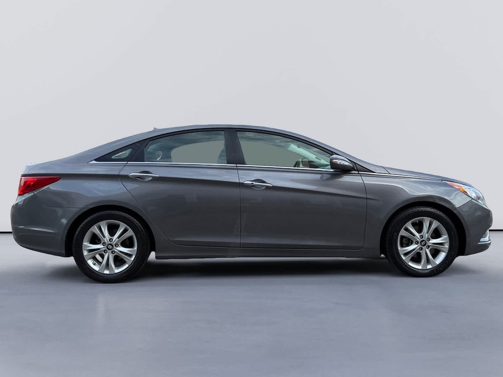 Used 2011 Hyundai Sonata Limited w/PZEV Sedan