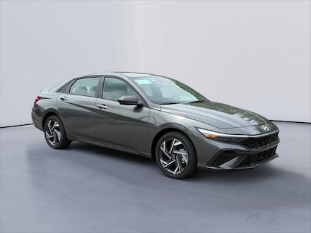 2025 Hyundai Elantra Hybrid SEL Sport Sedan