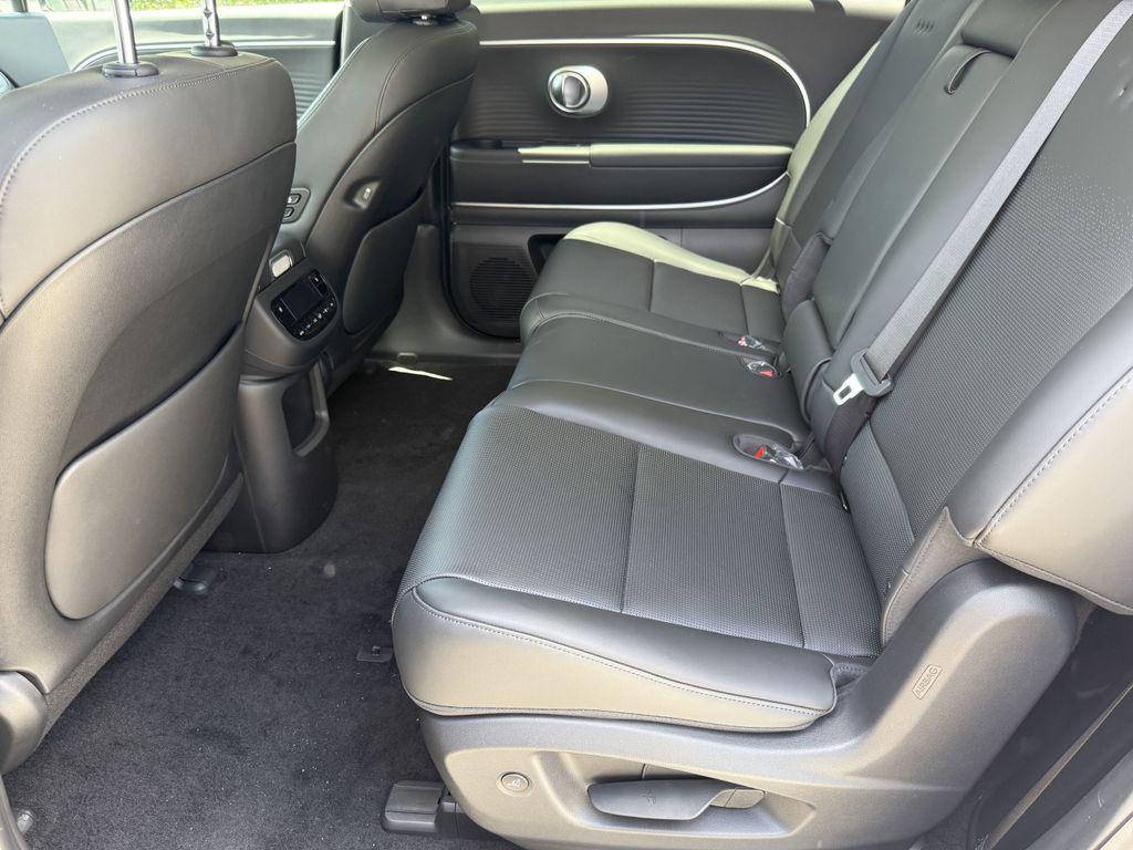 2026 Hyundai IONIQ 9 SEL - Photo 11