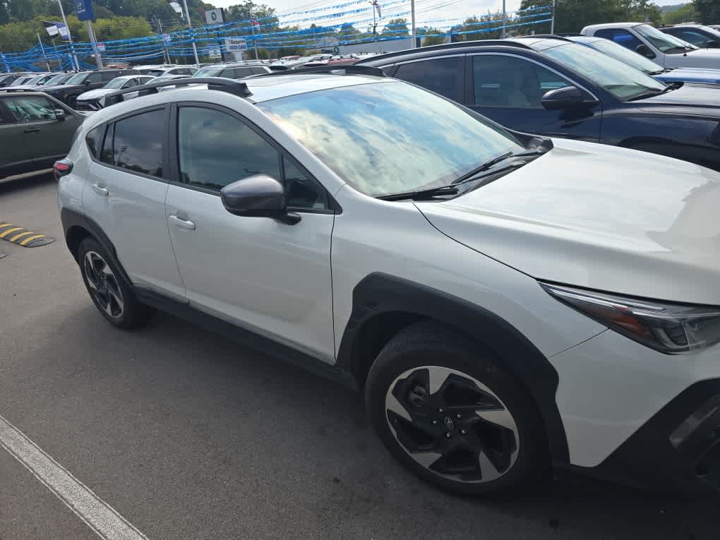 2024 Subaru Crosstrek Limited photo 2