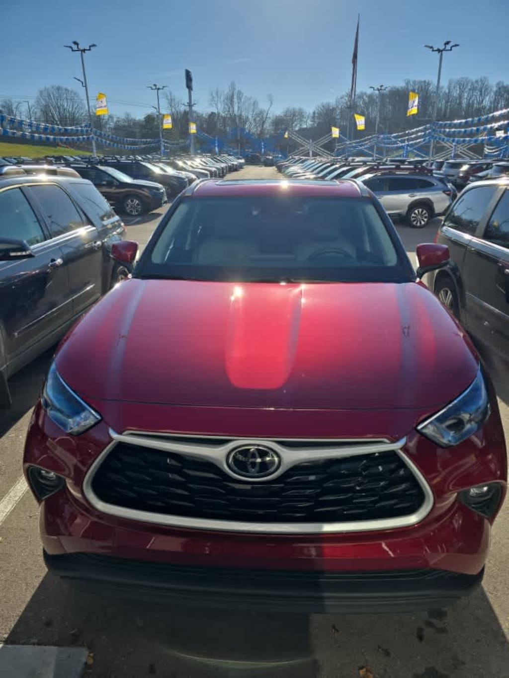 Used 2022 Toyota Highlander XLE SUV