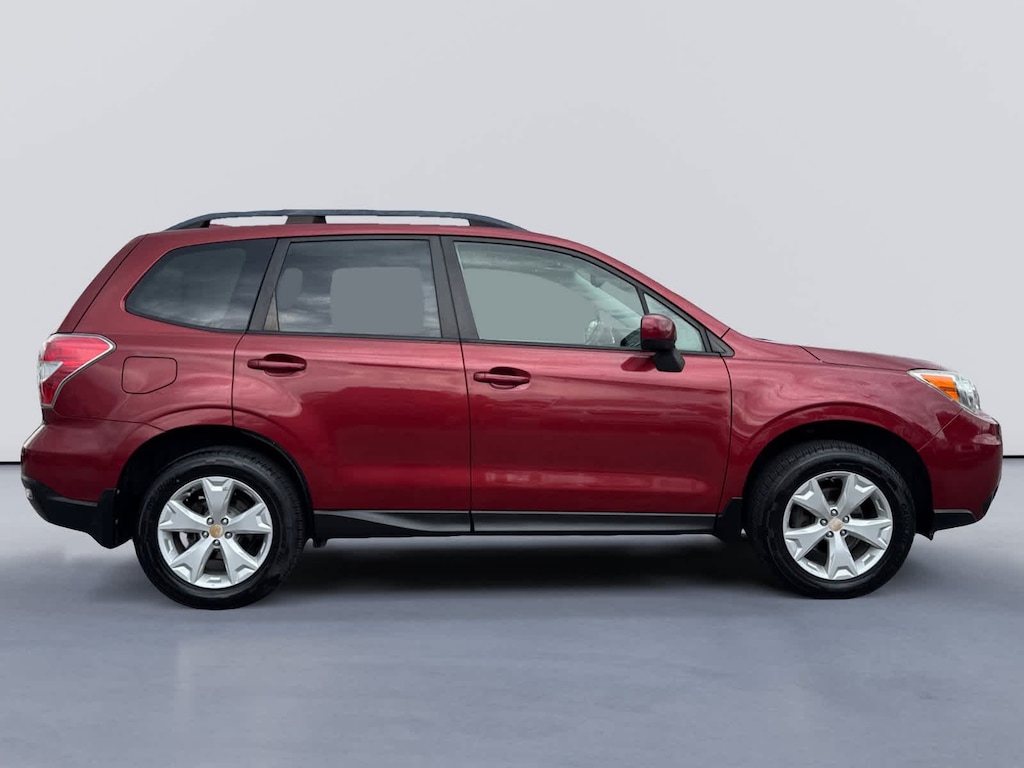 Used 2016 Subaru Forester 2.5i Premium SUV