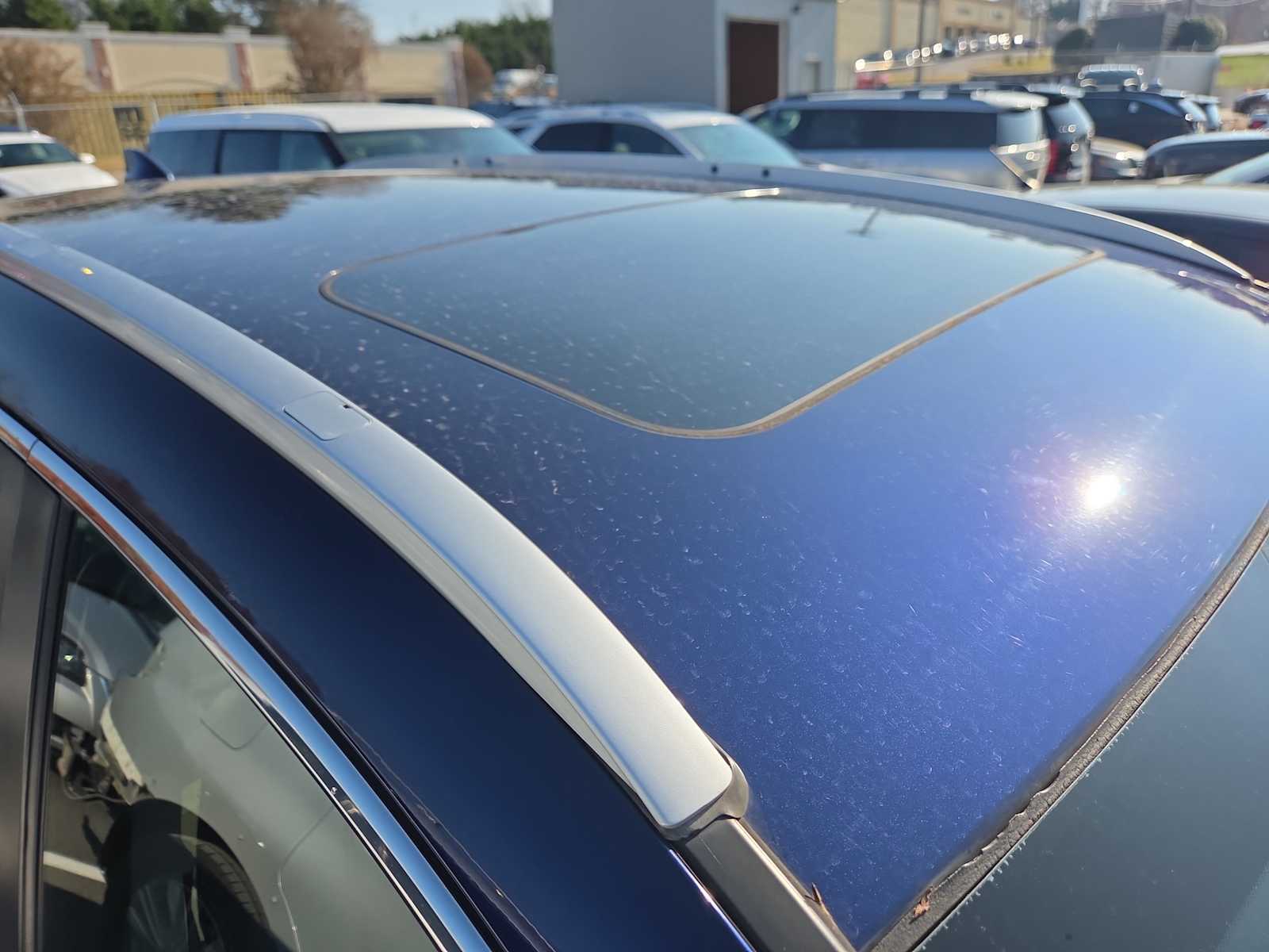 2021 Honda CR-V Hybrid Touring photo 2